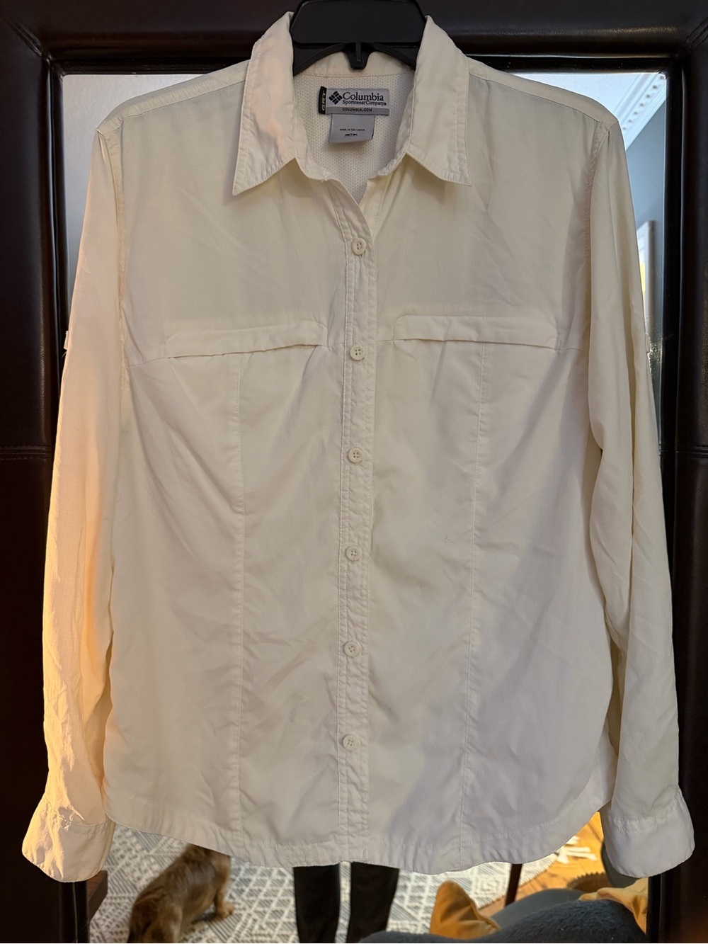 Columbia Women's Light Cream Long-Sleeve Button-Down Shirt